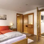 Haus Arnika 아파트 셍트쟈콥인데퍼러겐